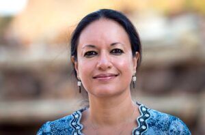 At Oklahoma Prayer Vigil for Kashmir, Dr. Nyla Ali Khan speaks for fundamental rights